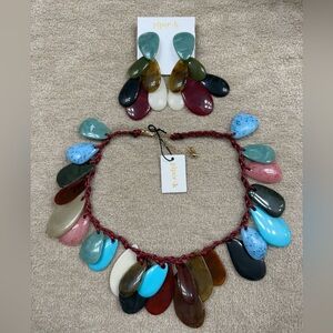 Piper Vibrant Teardrop Necklace and Earring Set